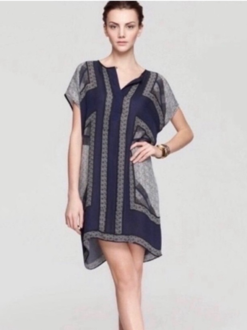 Vince 100% Silk Geometric Navy Blue Black White Shift Dress Sz XS